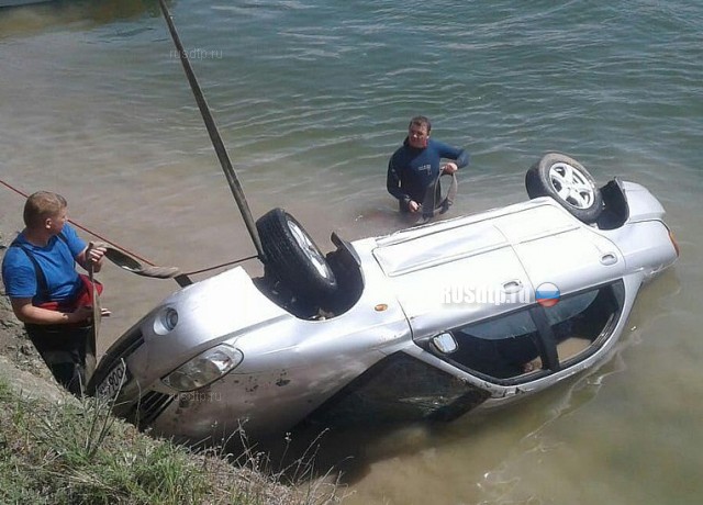 Пятеро утонули в машине в реке в день Пасхи. Подробности трагедии