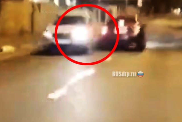 В Лазаревском пьяный водитель врезался в две машины на встречке. ВИДЕО