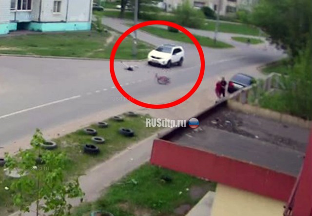 В Ярославле автомобиль сбил 12-летнего подростка. ВИДЕО