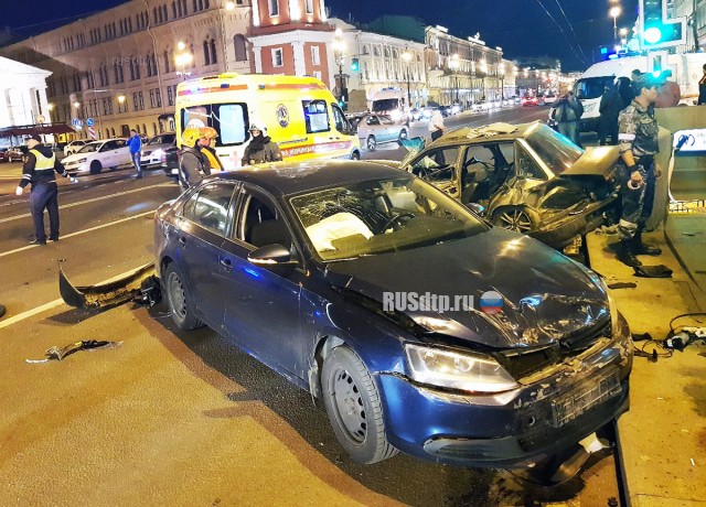 Пьяный водитель устроил «замес» на Невском проспекте в Петербурге. ВИДЕО