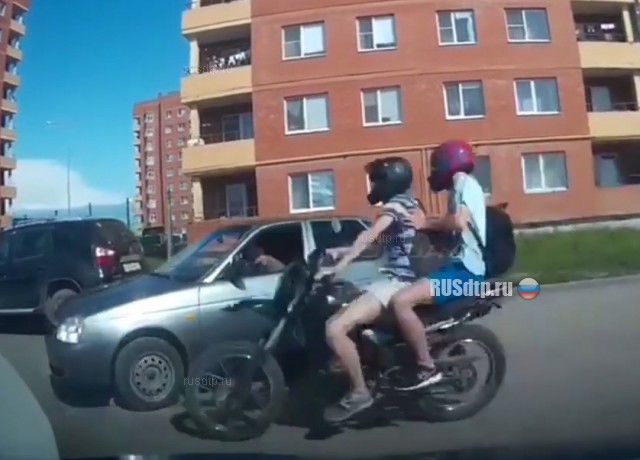 ДТП с подростком в Новочеркасске попало на видео