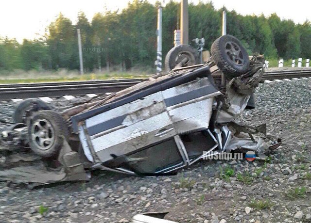 В Кировской области в ДТП с поездом погиб водитель «Лады»