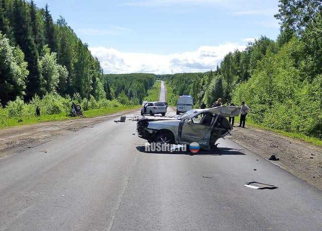 Легковушку разорвало на части в ДТП на трассе Кунгур — Соликамск