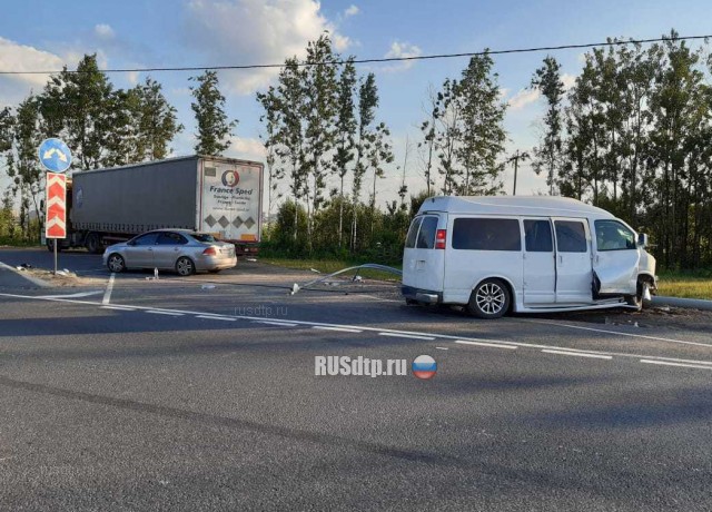Младенец получил тяжелые травмы в ДТП на трассе М-10 в Тверской области