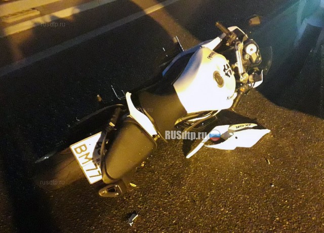 На Можайском шоссе в ДТП пострадала мотоциклистка