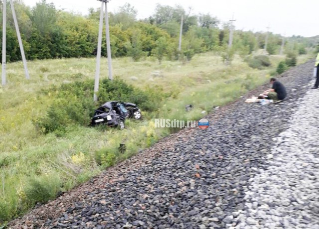 В Оренбургской области водитель погиб в ДТП, столкнувшись с поездом