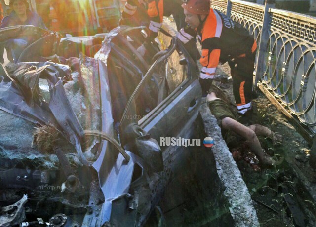 Трое погибли в ДТП на Добрынинском мосту в Ярославле