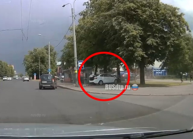 Видеорегистратор запечатлел момент смертельного ДТП в Петербурге