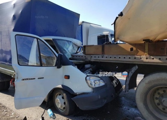 На трассе Екатеринбург-Тюмень в массовом ДТП погиб водитель «Газели»