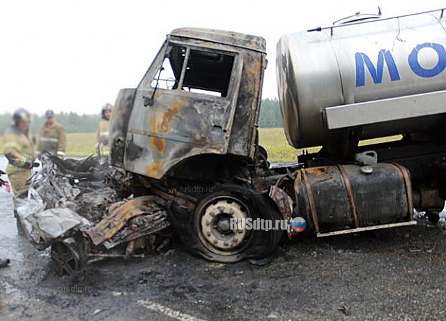 В Удмуртии в ДТП с молоковозом погиб водитель «Нексии»