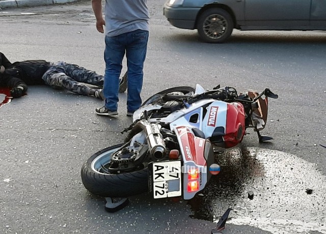 В Кургане в ДТП погиб мотоциклист