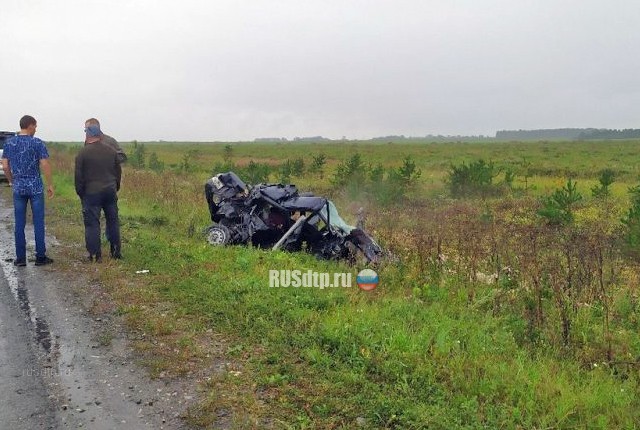 Парень и девушка погибли в ДТП в Свердловской области