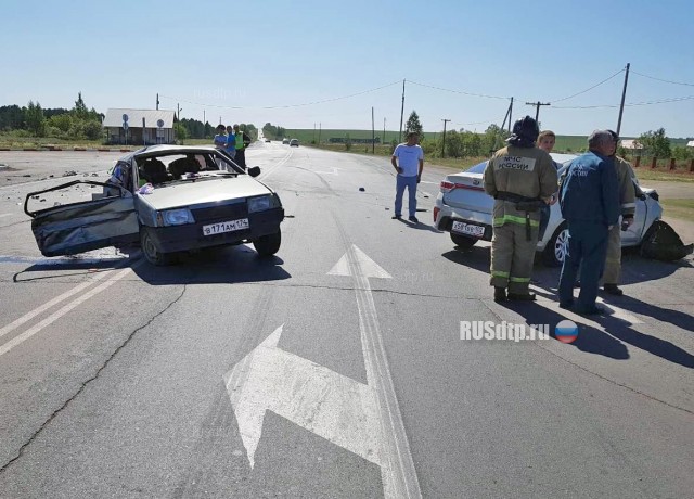 Семья попала в смертельное ДТП в Челябинской области