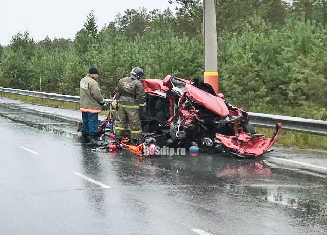 Водитель автомобиля «Лада Веста» погиб в ДТП в Когалыме