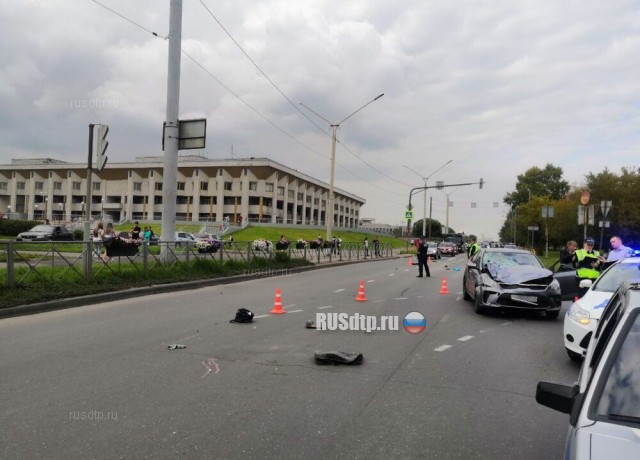 KIA насмерть сбил двоих пешеходов в Череповце
