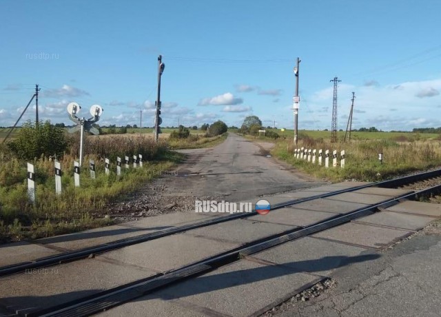 В Ленинградской области в ДТП с поездом погибли два человека