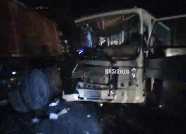 Автобус и грузовик столкнулись в Ивановской области