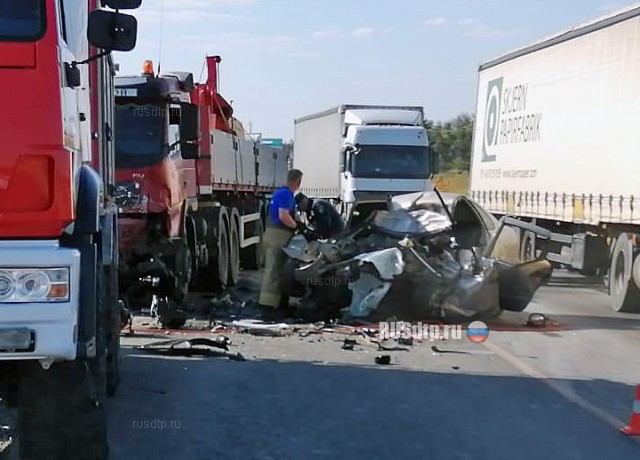 Трое молодых людей погибли в ДТП на трассе «Каспий» в Волгоградской области