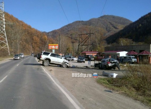 Водитель и пассажир «Аллиона» погибли в ДТП в Приморье