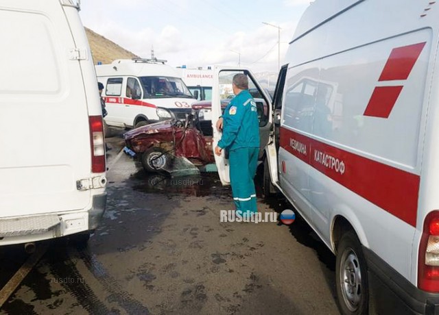8 человек пострадали в массовом ДТП с участием скорой в Улан-Удэ