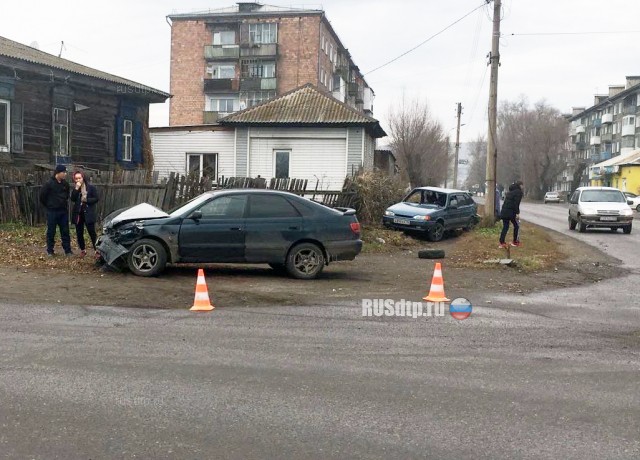 В Минусинске нарушитель на ВАЗ-2114 попал в ДТП и сбил пешехода