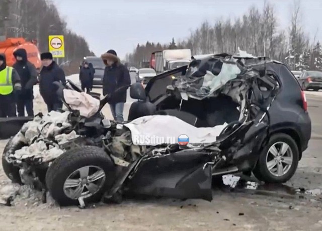 Трое погибли в ДТП с бензовозом на трассе «Сургут — Нижневартовск»
