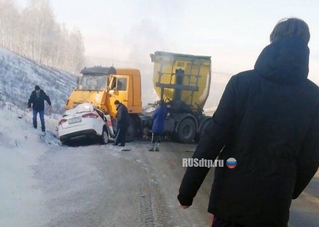 Таксист погиб в ДТП на трассе «Сибирь» в Уярском районе