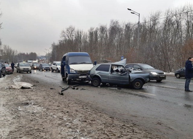 В Казани водитель бензовоза совершил смертельное ДТП и скрылся