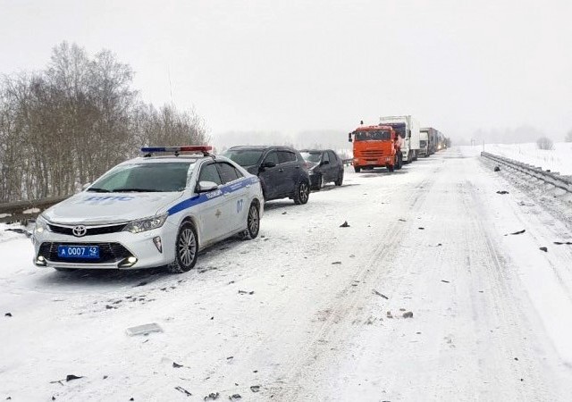 Массовое ДТП произошло на трассе «Сибирь» в Кемеровской области
