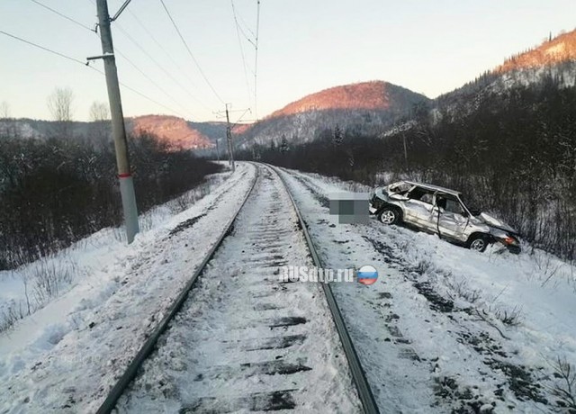 Водитель «Лады» погиб под поездом в Башкирии