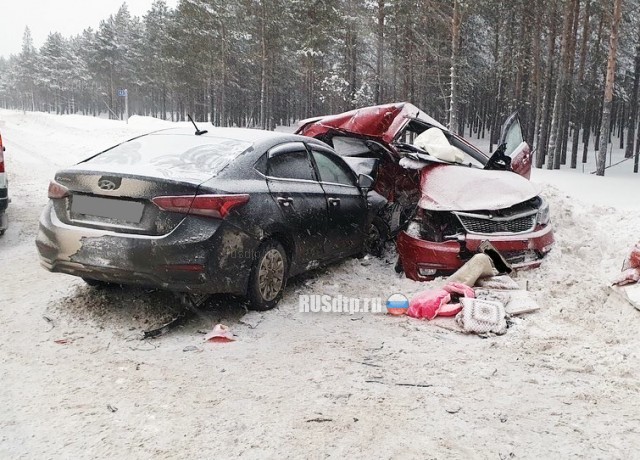 Водитель автомобиля «Kia Rio» погиб в ДТП на автодороге Сургут — Лянтор