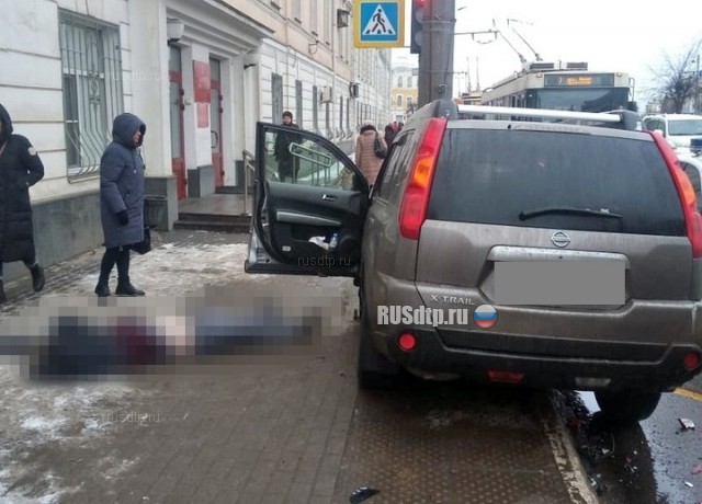 В Твери в ДТП погиб водитель кроссовера
