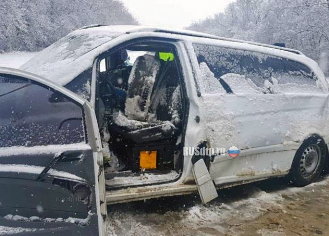 Трое погибли в ДТП с участием микроавтобуса на трассе М-2 «Крым»