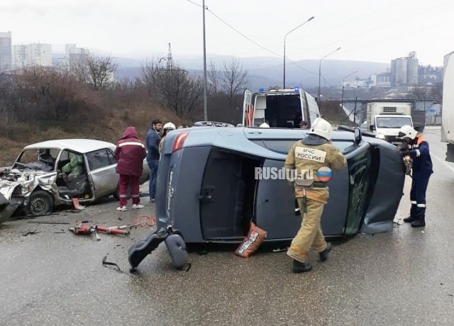 Под Новороссийском в ДТП погиб водитель ВАЗа
