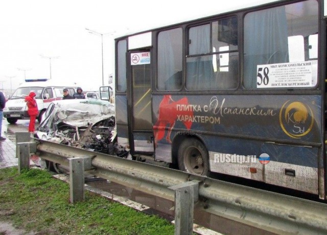 В Краснодаре в ДТП погибла пассажирка «Шкоды»