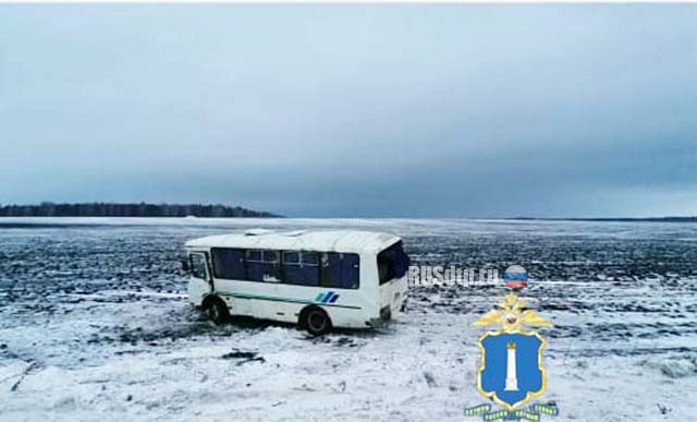 В Ульяновской области опрокинулся автобус