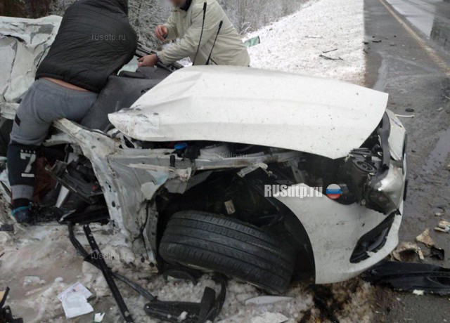 BMW с водителем разорвало на части на трассе М1