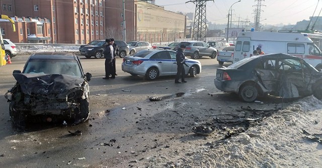 В Новосибирске в ДТП погибла женщина-водитель «Тойоты»