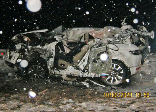 36-летний водитель автомобиля Land Rover погиб на трассе в Карелии
