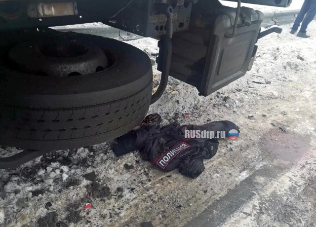 Двое полицейских погибли в ДТП под Сургутом