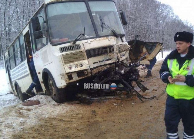 Водитель «пятерки» погиб в ДТП в Тульской области