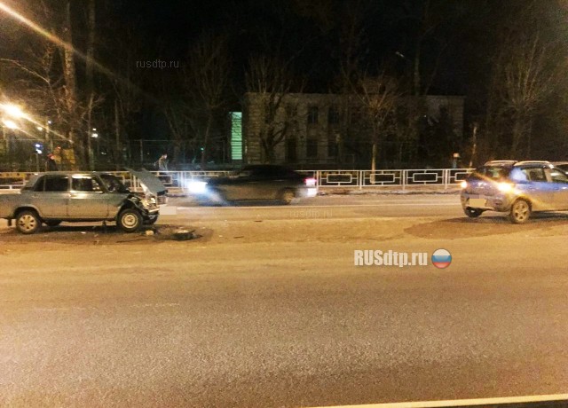 ДТП в Твери на улице Благоева. Момент столкновения