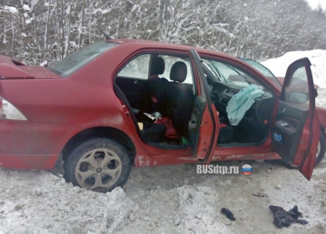 Пассажирка «Рено» погибла в ДТП на автодороге Полазна — Чусовой
