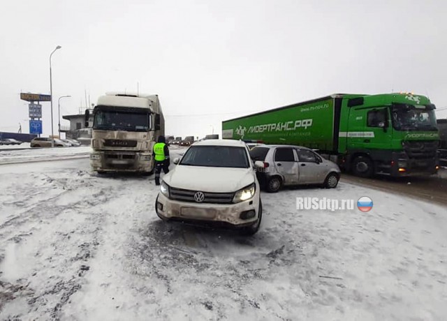 Более 30 автомобилей столкнулись на трассе М-5 в Башкирии