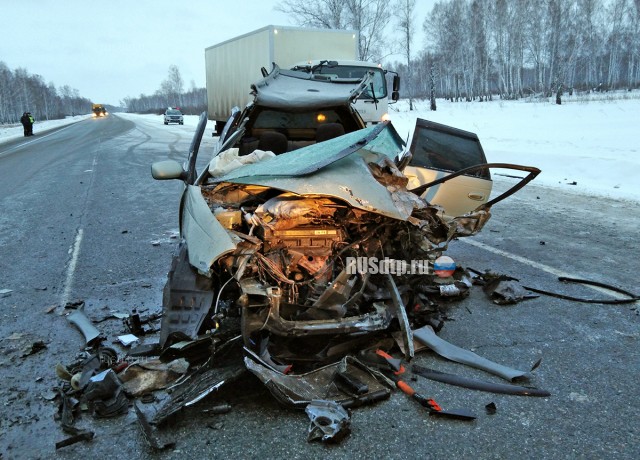 Водитель «Авенсиса» погиб в ДТП на трассе «Иртыш»