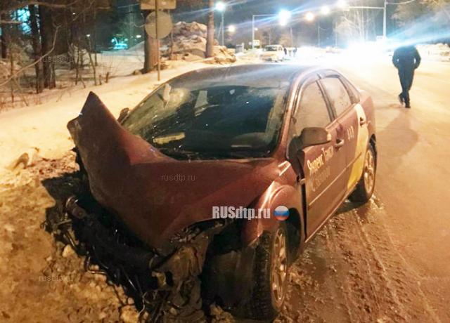 В Новосибирске 17-летний автомойщик угнал машину и попал в смертельное ДТП