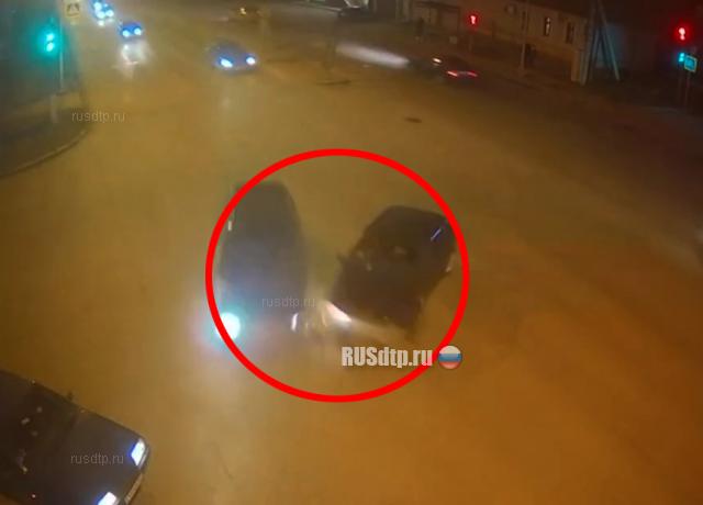 Водитель и пассажир сбежали с места ДТП в Волгограде