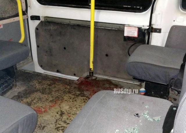 В Чебоксарах в ДТП с маршруткой пострадали 5 человек. ВИДЕО