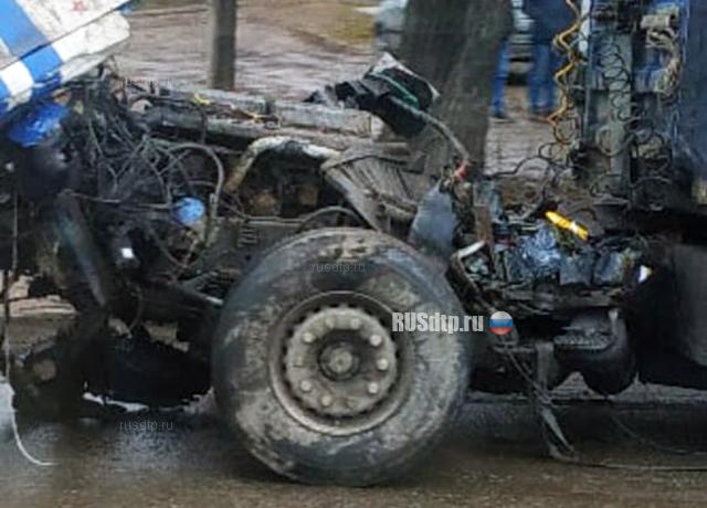 Водитель молоковоза погиб в массовом ДТП на Витебском шоссе в Смоленске