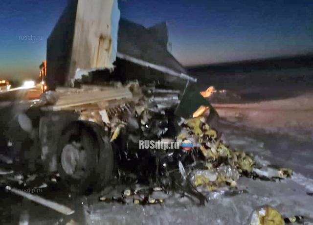 «Тойоту» разорвало на части в ДТП на трассе «Иртыш»